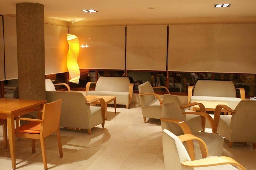 Hotel Estel แบร์กา ภายนอก รูปภาพ